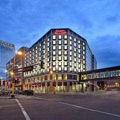 Hampton Inn & Suites Minneapolis / Downtown thumbnail 13