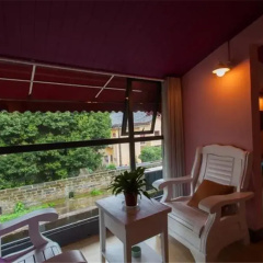 Guilin No.16 Xixiang Hostel thumbnail 7