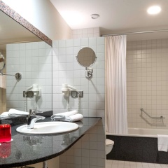 Premier Inn Köln City Mediapark - Bild 8