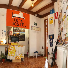 LeonHostel thumbnail 22