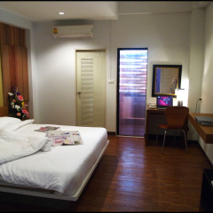 OYO 117 King One Suvarnabhumi Hotel - Bild 3