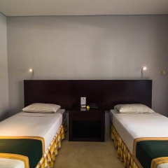Fourteen Roses Beach Hotel - Bild 5