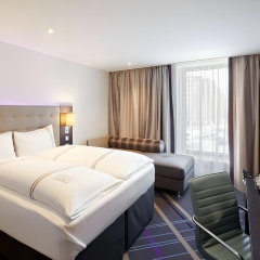 Premier Inn Hamburg City Zentrum - Bild 4
