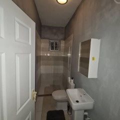 6-bed House in Freetown 5 min Drive From the Beach in Freetown, Sierra Leone from 152$, photos, reviews - zenhotels.com photo 18