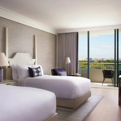 The Ritz-Carlton Coconut Grove, Miami thumbnail 2