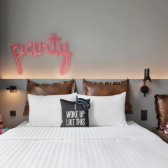Moxy Duesseldorf City - Bild 7