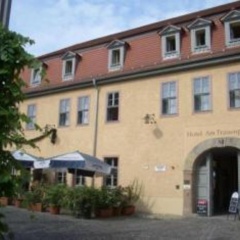 Erbenhof - Bild 1