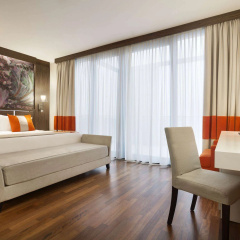 Hotel Ramada Plaza by Wyndham Milano thumbnail 17