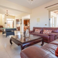 Отель Villa Seashore One Large Private Pool Walk to Beach Sea Views A C Wifi - 3150 Кипр, Аргака - отзывы, цены и фото номеров - забронировать отель Villa Seashore One Large Private Pool Walk to Beach Sea Views A C Wifi - 3150 онлайн фото 16