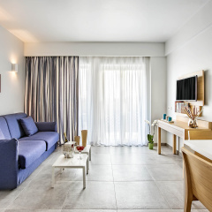 Mystery Skiathos Luxury Residence thumbnail 5