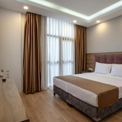 West Palace Hotel - Bild 2