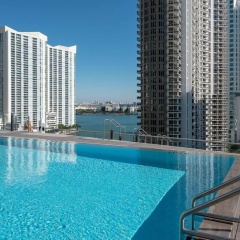 ICON Brickell Residences by SV Rentals - Bild 10