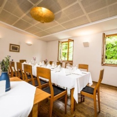 Alter Wirt GmbH in Grünwald - Bild 24