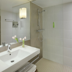 Mövenpick Hotel Amsterdam City Centre - Bild 9