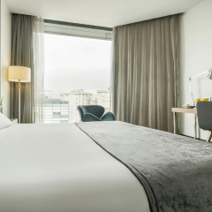 Hotel ILUNION Atrium - Bild 6