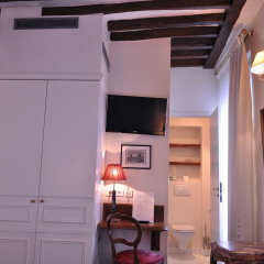 Hôtel Louis II in Paris, France from 649$, photos, reviews - zenhotels.com guestroom photo 4