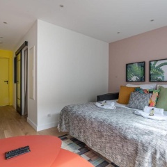 GuestReady - Bright Apt for 4 Issey-Les-Moulienaux - Bild 5