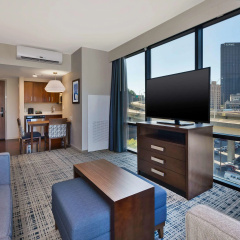Homewood Suites by Hilton Pittsburgh Downtown thumbnail 2