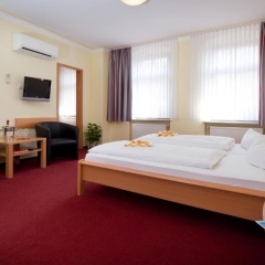 Hotel-Pension Am Schwanenteich - Bild 3