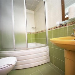 Honeymoon Hotel - Bild 10