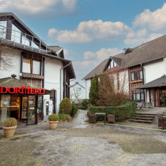 DORMERO Hotel Düsseldorf - Bild 1