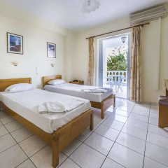 Laganas Holidays Hotel thumbnail 5