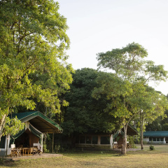 Governors' Camp thumbnail 4