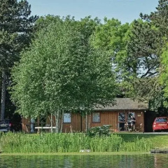York Lakeside Lodges thumbnail 3
