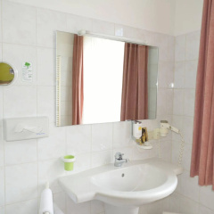 Land- und Golfhotel Alte Fliegerschule - Bild 7