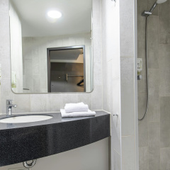 B&B HOTEL Regensburg-City - Bild 8