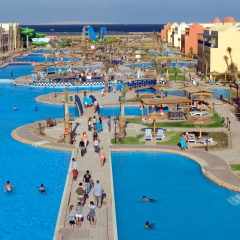 Titanic Beach - Families and Couples only - Bild 17