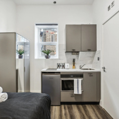 STH Sutherland Avenue Apartment thumbnail 22