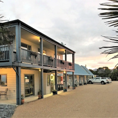 Collingwood Park Motel