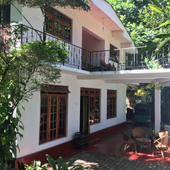 Kandy Shady Trees Villa