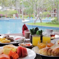 Mangsit Suites by Holiday Resort Lombok - Bild 11