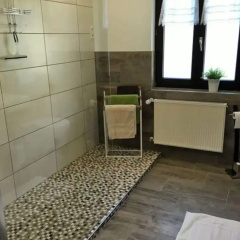 City Whispers 2 Comfortable Vacation Home - Bild 4