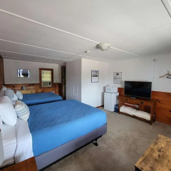 Yardarm Motel thumbnail 9