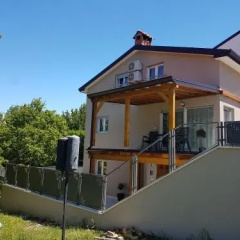 Zagar Apartment thumbnail 3