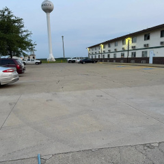 Super 8 by Wyndham Mendota I-39 thumbnail 4