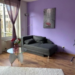 Modern 2 Rooms App with balcony, near to UN und Telekom - Bild 1