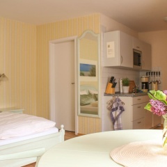 Bubbly Apartment in Warnemünde near Beach - Bild 1