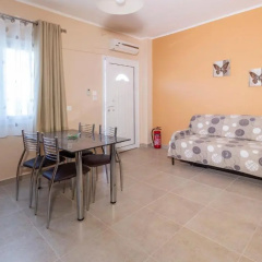Maria Rooms thumbnail 3