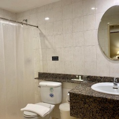 Surin Bay Inn - Bild 7