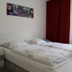 Geräumige 4 Zimmer Wohnung an den Kaiserthermen - Bild 3