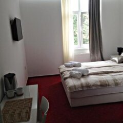 Red Carpet Apartments & Rooms in Zagreb, Croatia from 117$, photos, reviews - zenhotels.com guestroom