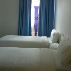 YY48 Hotel thumbnail 15