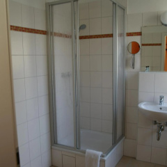 HappyGoLucky Hotel & Hostel - Bild 7