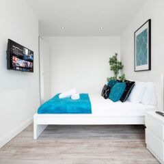 Four Bedroom House With Garden and Parking in West Midlands in Birmingham, United Kingdom from 227$, photos, reviews - zenhotels.com photo 4