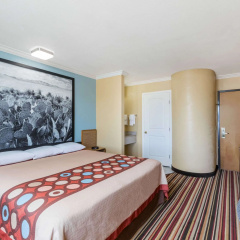 Super 8 by Wyndham Midland thumbnail 4