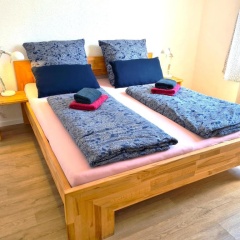 Burgunder helle und geräumige Ferienwohnung - Bild 3